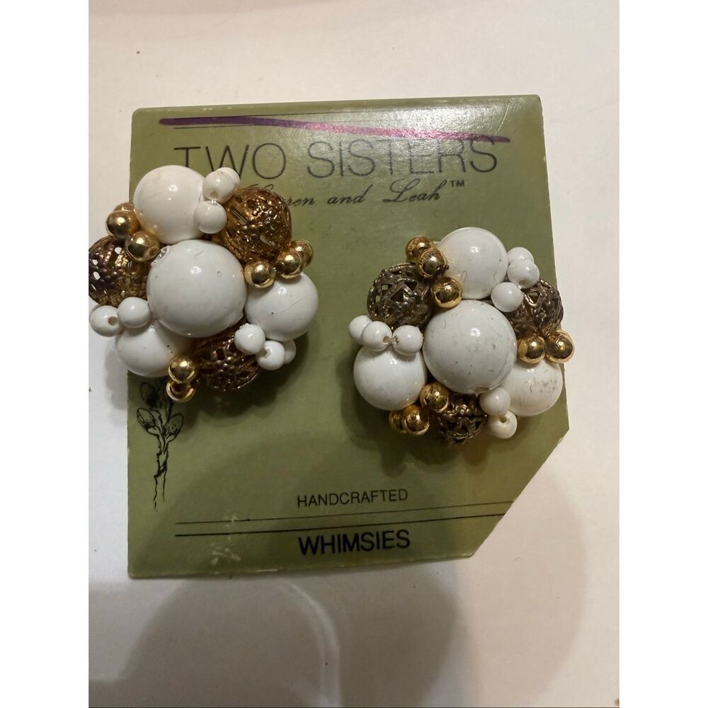 Vintage Two Sisters Women's Handcrafted Bead Cluster Whimsies Stud Earrings NWT